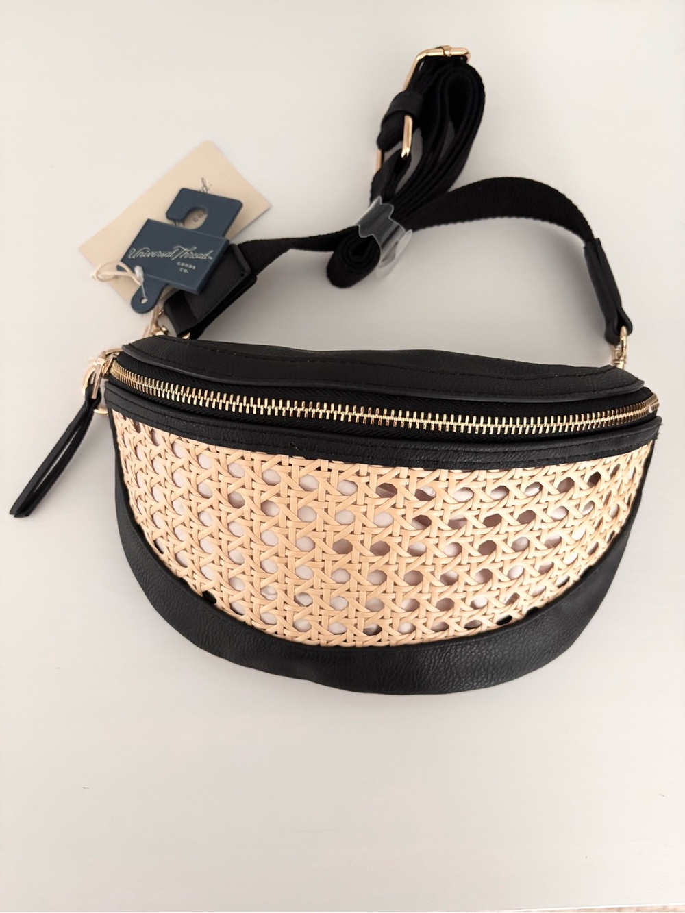 UNIVERSAL THREAD Straw Detail Belt/ Crossbody Bag NWT